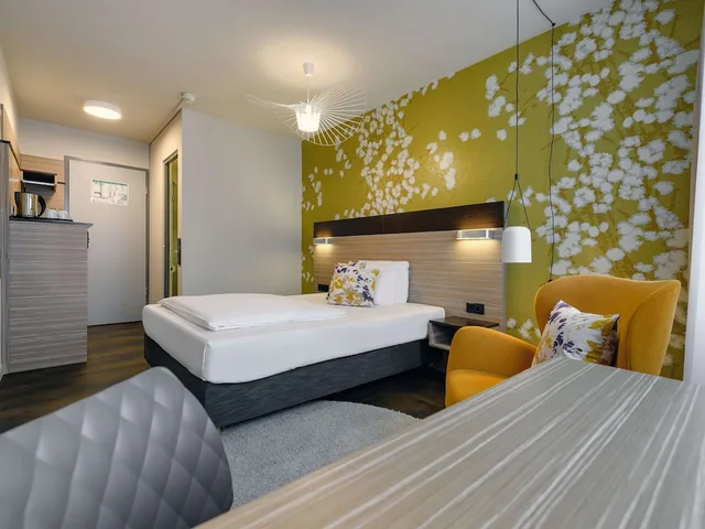 غرفة قياسية بسرير كوين، Mercure Hotel Stuttgart Gerlingen 5/10