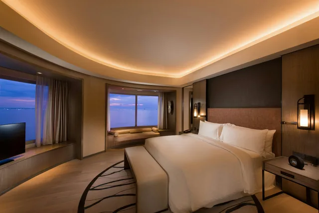 Diplomat, Suite, Bay View، Conrad Manila 4/5