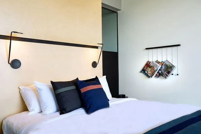 استوديو بسرير كينج، The Source Hotel 10/10