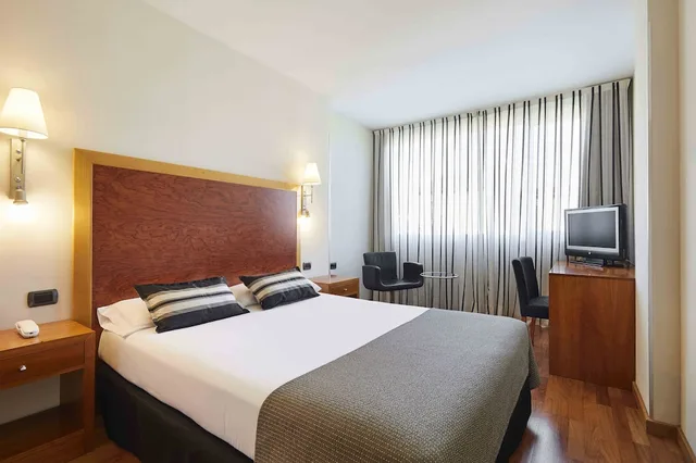 Standard, Twin Beds, Exe Plaza Delicias 5/9
