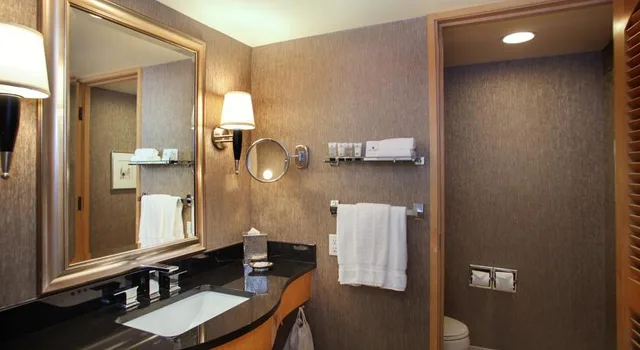 غرفة بريميير بسرير مزدوج، Pan Pacific Vancouver 4/4