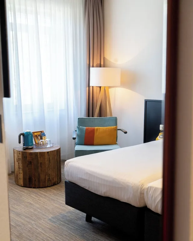 غرفة كومفورت مفردة بسرير كوين، Hotel Alkmaar 2/4