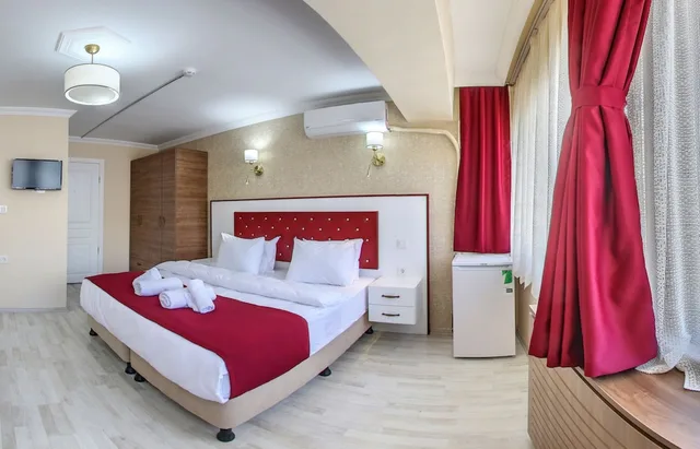 غرفة عائلية بإطلالة على المدينة، Cihangir Palace Hotel 6/10