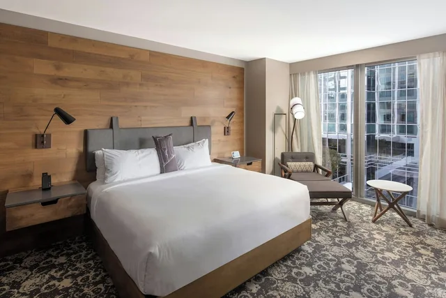 1 Bedroom, Junior Suite, Courtyard View, Epicurean Atlanta, Autograph Collection 1/3