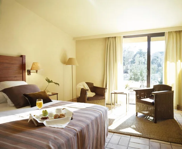 غرفة عائلية، Hotel Mas Salvi 3/8