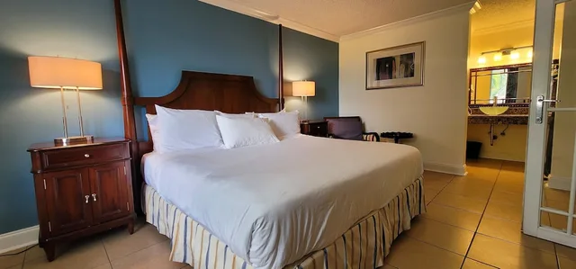 جناح بسرير كينج لذوي الإعاقة 2، Fort Lauderdale Grand Hotel 3/4