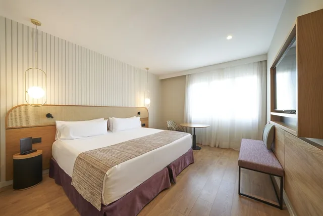 Premium Double Single Use room, Catalonia Diagonal Centro 3/5