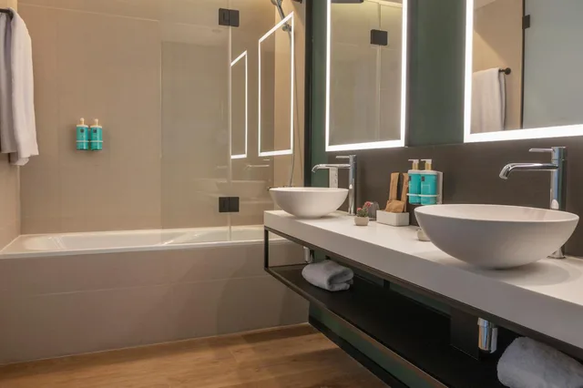 جناح بسرير كينج، Novotel Valencia Lavant 7/10
