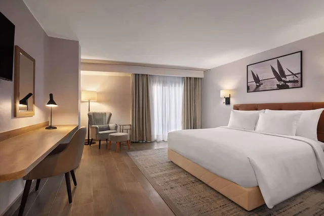 جناح بريميوم بسريرين كينج بـ3 غرف نوم، Radisson Residences Cairo Heliopolis 1/4