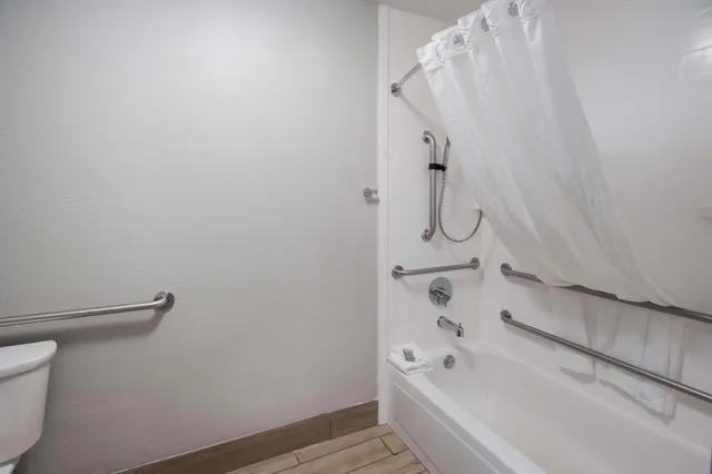 Room, Accessible, Best Western Mcminnville Inn 2/3