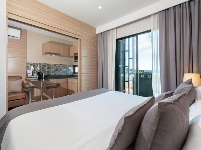 Grand, Deluxe, Double Bed, Sunset View، Patong Bay Residence 1/10