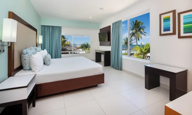 3 Bedrooms, Master, Suite, 2 Double Beds, 2 King Beds، Cancun Bay All Inclusive 9/10