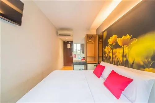 غرفة سوبيريور بسرير مزدوج، REGIN HOTEL 2/3