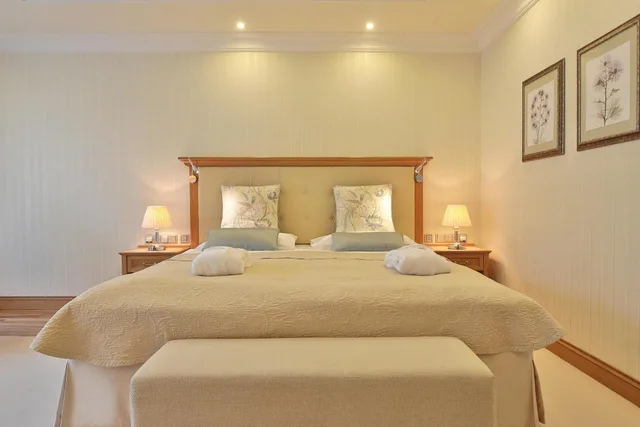 غرفة سوبيريور بسرير مزدوج بإطلالة على النهر بشرفة، Retro Riverside Wellness Resort 5/6