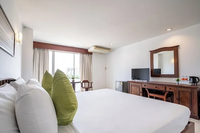 غرفة سوبيريور بسرير مزدوج بإطلالة على المدينة، JP Villa Pattaya 5/10