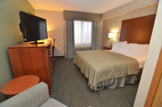 غرفة بسرير كينج، Americinn By Wyndham Des Moines Airport 3/5