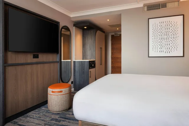 غرفة بريميوم بسرير مزدوج مع أريكة، Hilton Leeds City 4/8