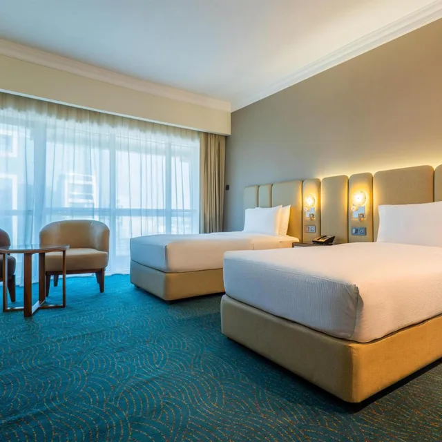 غرفة ديلوكس بسريرين منفصلين بشرفة، DoubleTree by Hilton Dubai Port Saeed. 3/3