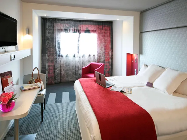 غرفة سوبيريور بسرير مزدوج، Hotel Mercure Paris Montmartre Sacre-Coeur 3/7