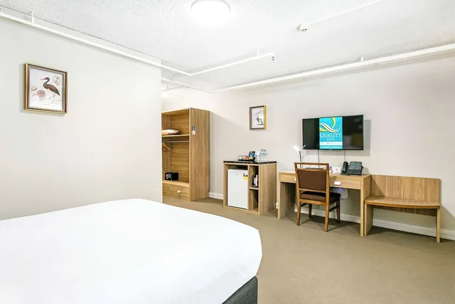 Room, Double Bed, Accessible, Quality Inn Sunshine Haberfield 3/4