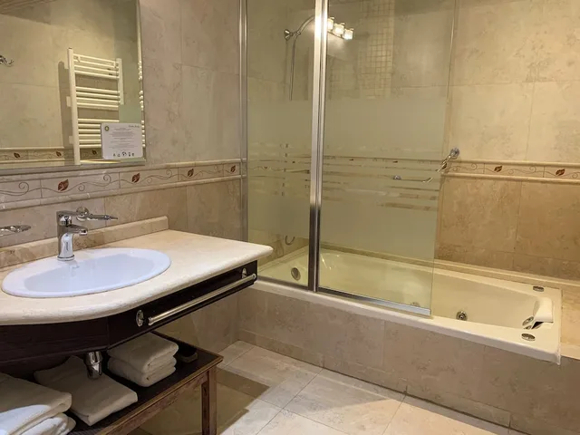 غرفة سوبيريور ثلاثية بسرير مزدوج وسرير فردي، Chalten Suites Hotel 6/7