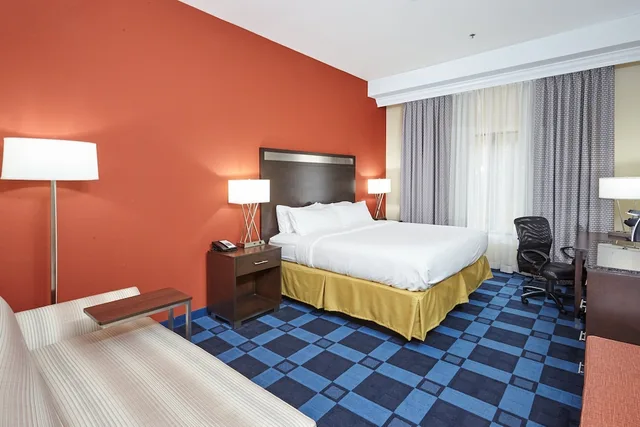 غرفة قياسية بسرير كوين، Holiday Inn Express Hotel And Suites Columbia Univ Area Hwy 63 1/2