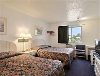 غرفة قياسية بسرير مزدوج، Americas Stay Inn - Leavenworth 1/2