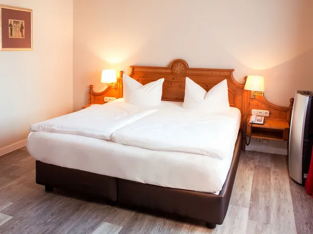 غرفة قياسية بسرير مزدوج، DORMERO HOTEL PLAUEN 4/7