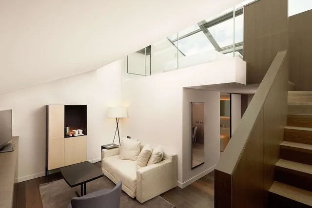 Loft, Suite, King Bed, Hilton Lake Como 6/10