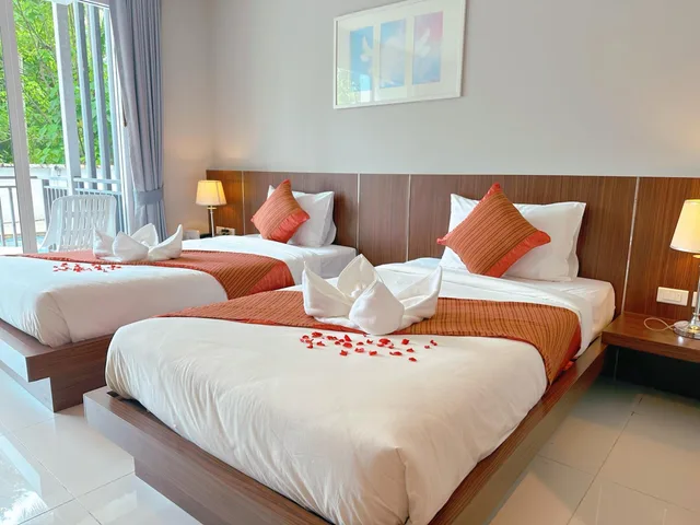 Deluxe, Twin Beds, Pool Access, Ahad Suite Ao Nang 8/10
