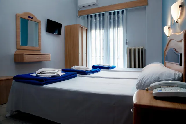 غرفة ثلاثية، Hotel Argo 9/10