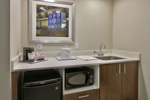 جناح استوديو بسريرين كوين، Hampton Inn and Suites Artesia 4/4