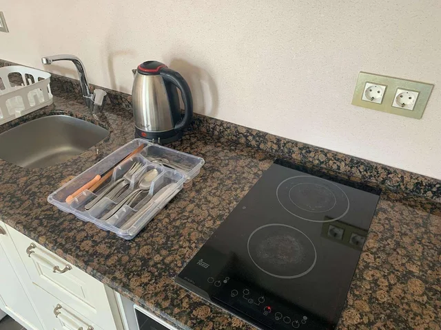 غرفة اقتصادية بسرير كوين وسريرين منفصلين مع أريكة، Daphne Residence 10/10