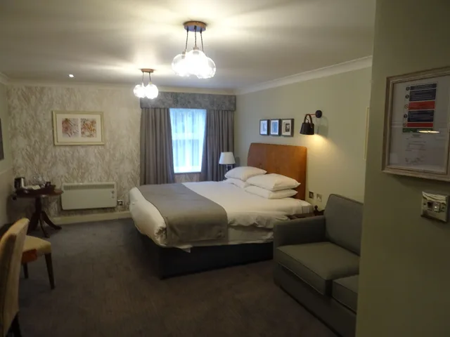 Comfy, Family, Double Bed, Sofa، Belmore 1/5