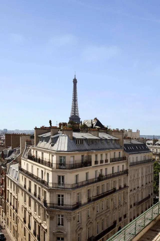 Panoramique Suite، HOTEL DE SERS 1/1