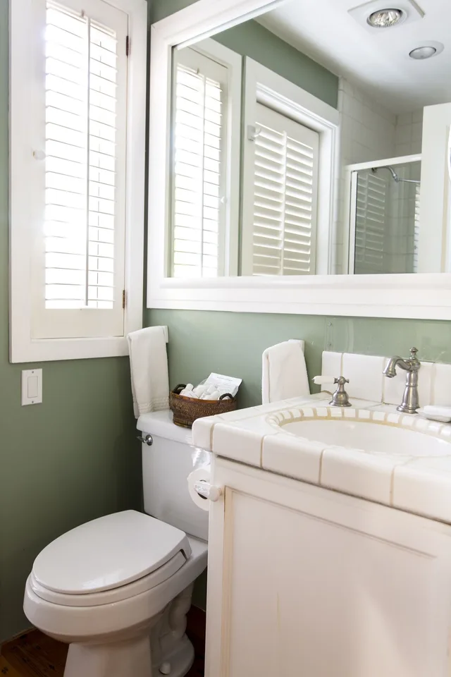 Luxury, Bungalow, Queen Bed, Patio, Garden Area، Simpson House Inn 7/8