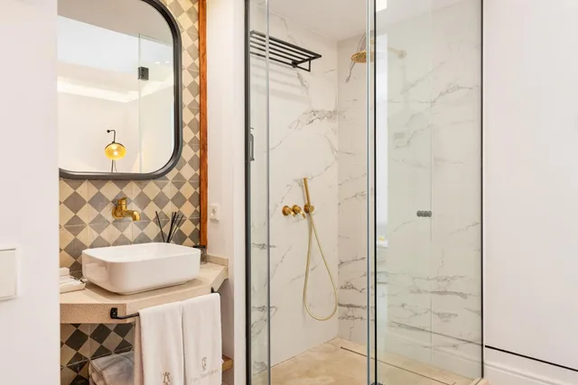 غرفة ديلوكس بسرير مزدوج بإطلالة على المسبح، Hotel Can Quetglas 10/10