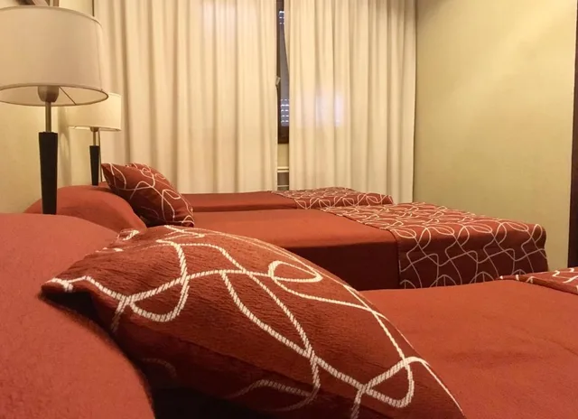 شقة، Hotel Premier 3/9