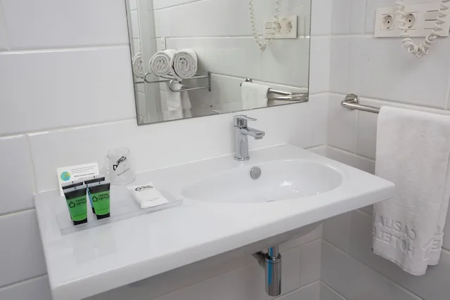 Standard, Twin Beds, Casual Del Mar Malaga 6/10