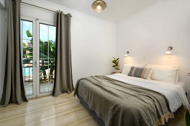 جناح جونيور بسرير كوين وسريرين فرديين، Aquarius Beach Aparthotel 2/7