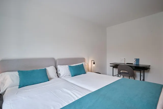 غرفة بسرير مزدوج أو سريرين منفصلين، Pombal Rooms Santiago 7/10