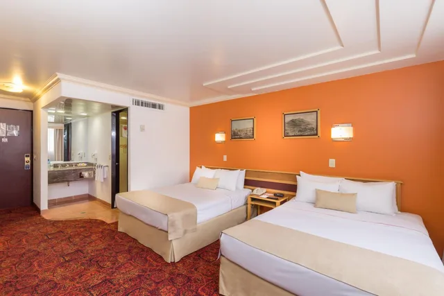 غرفة بسريرين مزدوجين، Hotel Estoril 1/10