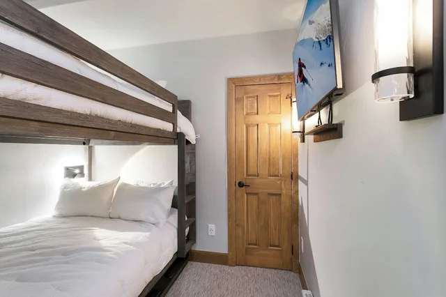 1 Bedroom, Condo, Diamond, King Bed, Bunk Bed, Alcove، Antlers at Vail 2/4