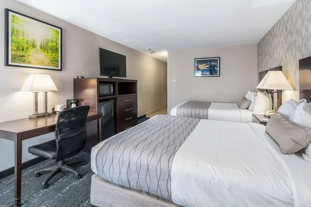 غرفة قياسية بسريرين كوين لذوي الإعاقة، Best Western Plus Keene Hotel 3/10