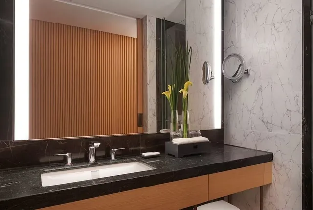 غرفة بسريرين منفصلين بإطلالة على الجبل، Hyatt Regency Hengqin 2/4