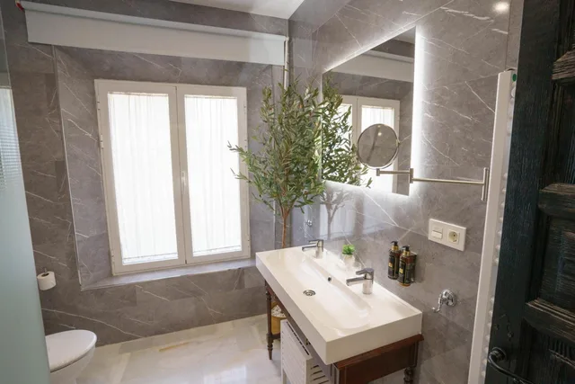 غرفة ديلوكس بسرير مزدوج بشرفة، Hotel Boutique Palacio De La Duquesa 7/10