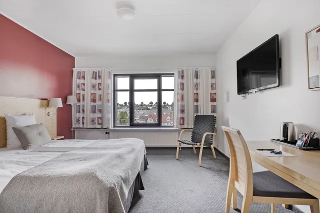 غرفة قياسية بسرير مزدوج، Hotel Svendborg 1/4
