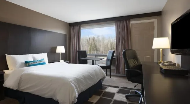 غرفة بسرير كينج، Travelodge By Wyndham Kapuskasing 1/1