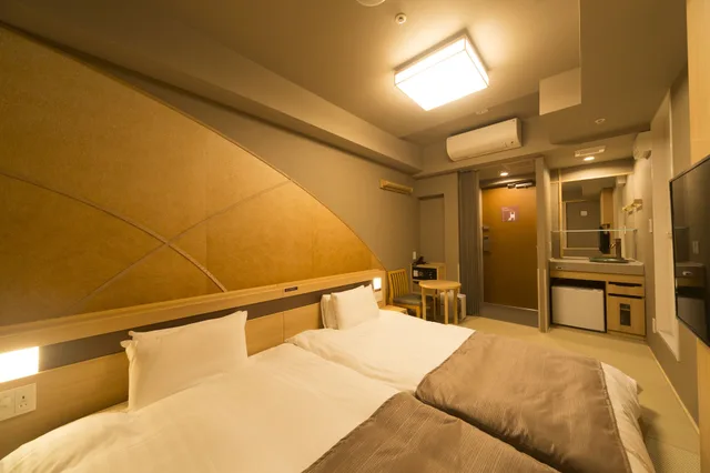 Japanese, Twin Beds, Dormy Inn Tokyo Hatchobori 1/9