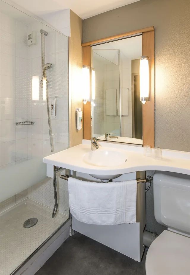 غرفة قياسية بسريرين منفصلين، Ibis Bayeux Port En Bessin 9/10
